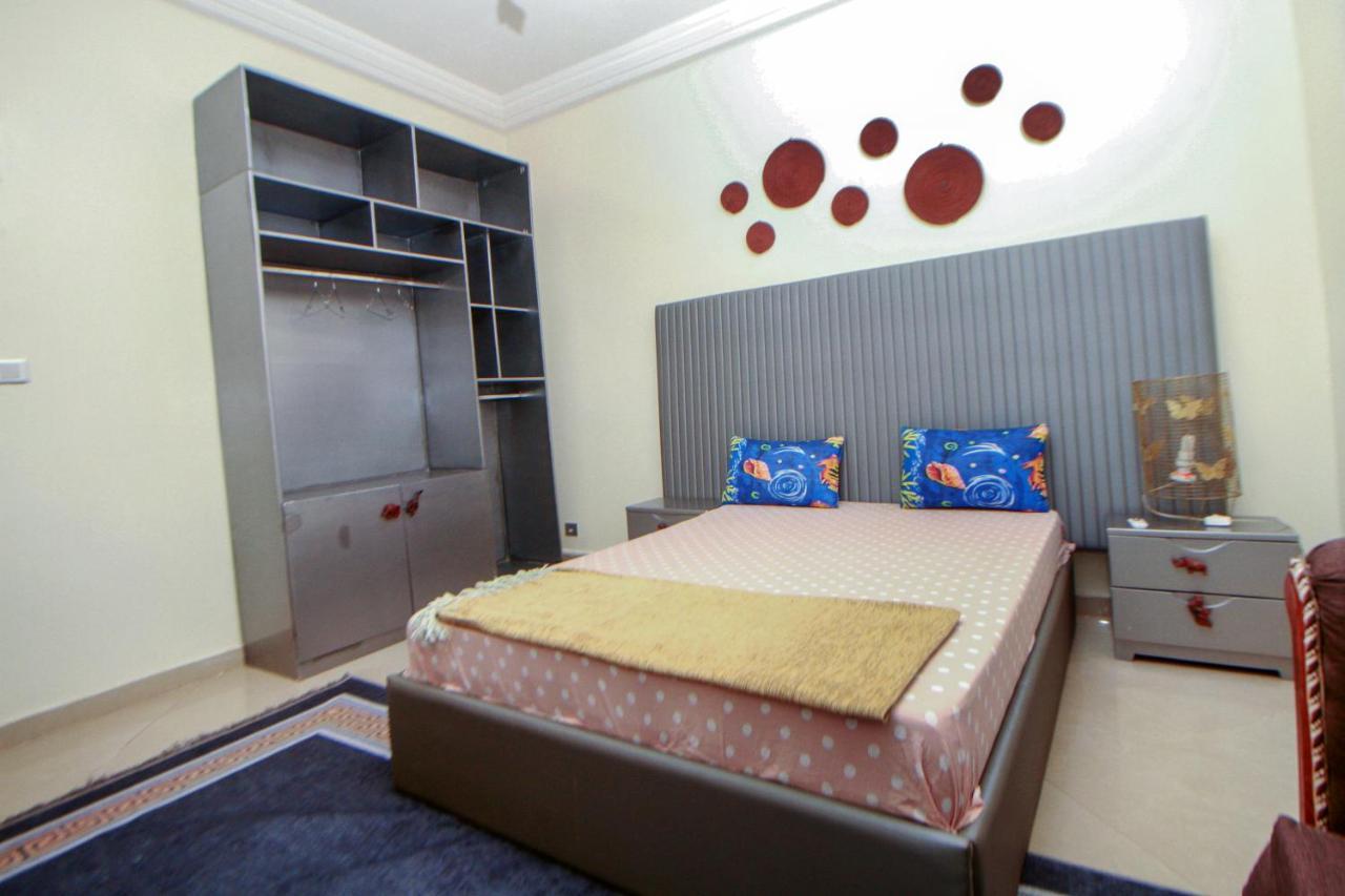 Le "Grand Bleu", Un Bel Appartement Paisible, Sur Et Spatieux Au Coeur De La Station Balneaire De ซาลี ปอร์ตูดัล ภายนอก รูปภาพ